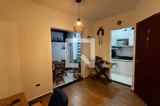 Sala de apartamento à venda com 2 quartos, 50m² em Vila Vitória, Santo André