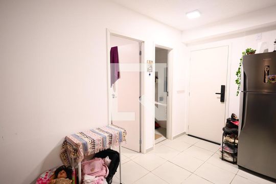 Sala/Cozinha de apartamento para alugar com 2 quartos, 43m² em Jardim Boa Vista (zona Oeste), Osasco