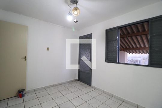Quarto 1 de casa para alugar com 3 quartos, 159m² em Santa Mônica, Uberlândia