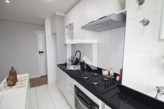 Sala / Cozinha de apartamento para alugar com 2 quartos, 42m² em Vila Nova Cachoeirinha, São Paulo