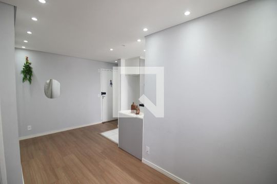 Sala / Cozinha de apartamento para alugar com 2 quartos, 42m² em Vila Nova Cachoeirinha, São Paulo