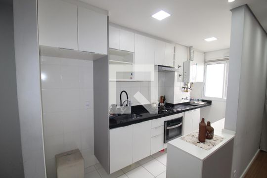 Sala / Cozinha de apartamento para alugar com 2 quartos, 42m² em Vila Nova Cachoeirinha, São Paulo