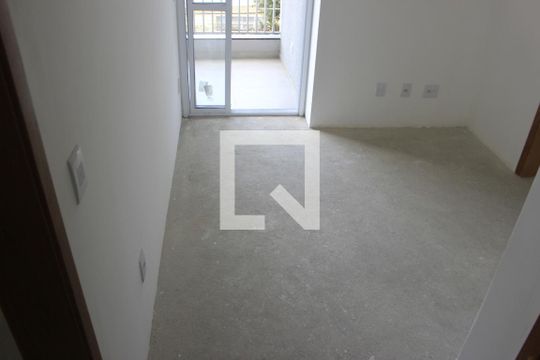 Sala  de apartamento à venda com 2 quartos, 55m² em Jardim Aida, Guarulhos