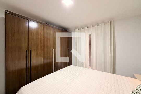 Suíte de casa à venda com 2 quartos, 90m² em Medeiros, Jundiaí