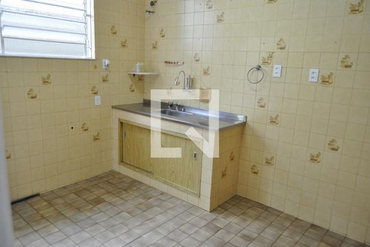 Casa de Condomínio para alugar com 2 quartos, 80m² em Piedade, Rio de Janeiro