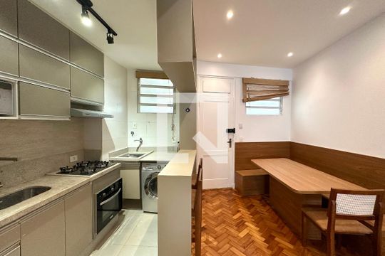 Apartamento à venda com 1 quarto, 45m² em Leblon, Rio de Janeiro