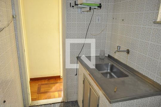 Cozinha de apartamento para alugar com 1 quarto, 55m² em Lins de Vasconcelos, Rio de Janeiro