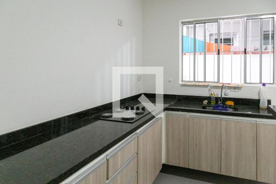 Cozinha de casa para alugar com 1 quarto, 50m² em Parque Continental Ii, Guarulhos