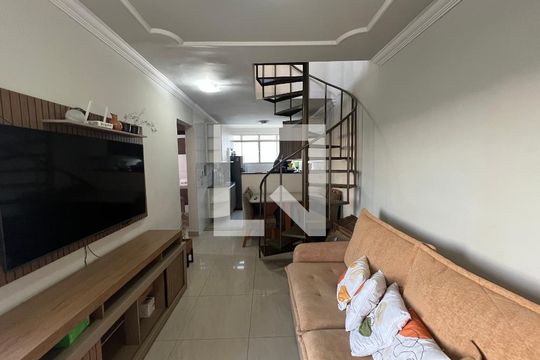 Apartamento à venda com 2 quartos, 97m² em Parque Turistas, Contagem