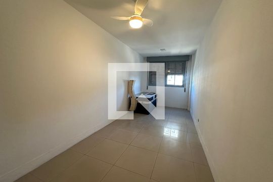 Quarto 1 de apartamento para alugar com 3 quartos, 90m² em Centro, São Vicente