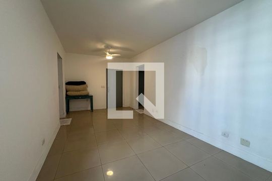 Apartamento para alugar com 3 quartos, 90m² em Centro, São Vicente