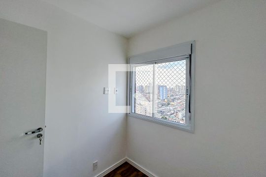 Quarto 2 de apartamento para alugar com 2 quartos, 41m² em Vila Centenario, São Paulo
