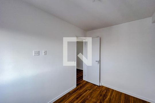 Quarto 1 de apartamento para alugar com 2 quartos, 41m² em Vila Centenario, São Paulo
