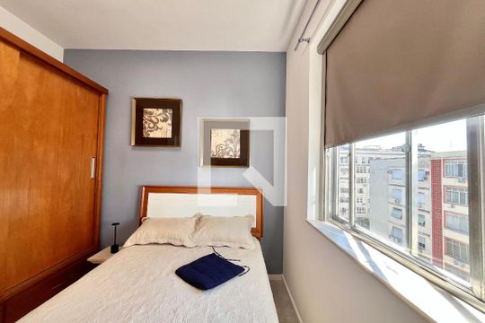 Quarto 1 de apartamento para alugar com 3 quartos, 105m² em Copacabana, Rio de Janeiro