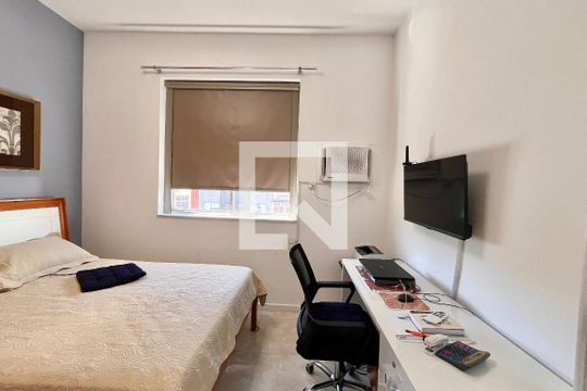 Quarto 1 de apartamento para alugar com 3 quartos, 105m² em Copacabana, Rio de Janeiro
