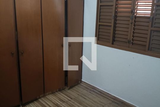 Quarto de casa para alugar com 3 quartos, 170m² em Vila Rafael de Oliveira, Jundiaí
