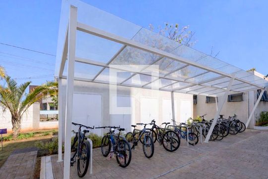 Apartamento para alugar com 2 quartos, 46m² em Cabral, Contagem
