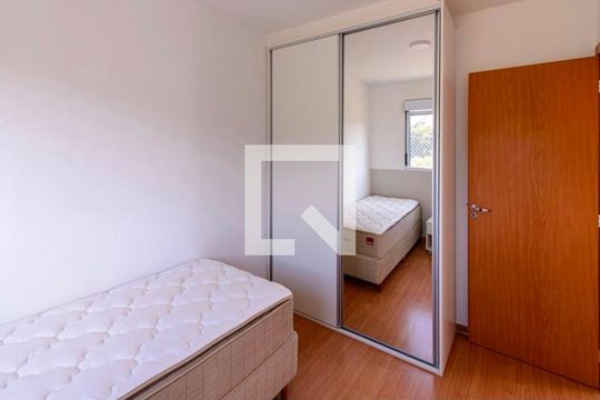 Apartamento para alugar com 1 quarto, 48m² em Cabral, Contagem