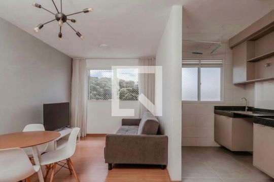Apartamento para alugar com 2 quartos, 48m² em Cabral, Contagem