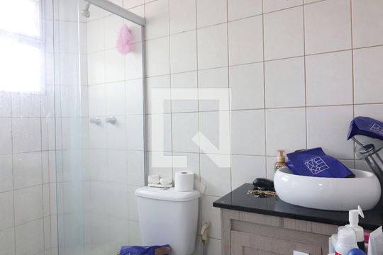 Quarto 1 - Suíte Banheiro  de casa de condomínio à venda com 3 quartos, 73m² em Jardim Borborema, São Bernardo do Campo