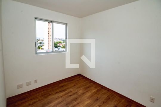 Apartamento para alugar com 3 quartos, 77m² em Alípio de Melo, Belo Horizonte