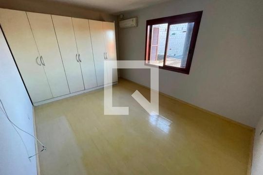 Quarto 3 de casa para alugar com 3 quartos, 200m² em Sarandi, Porto Alegre