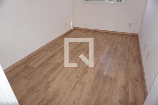 Quarto 1 de apartamento para alugar com 2 quartos, 52m² em Jardim de Lourdes, Embu das Artes