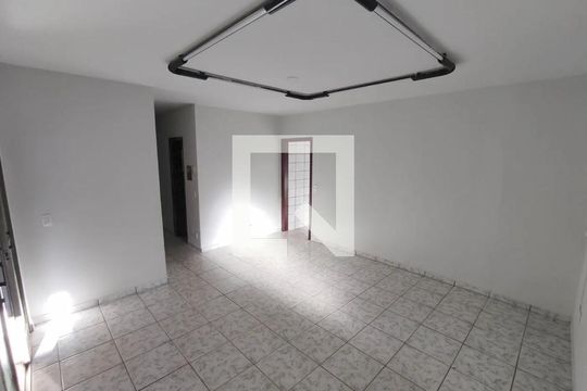 Sala de jantar de casa para alugar com 3 quartos, 300m² em Santa Mônica, Uberlândia