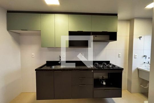 Cozinha de apartamento para alugar com 1 quarto, 60m² em Jardim Botânico, Porto Alegre