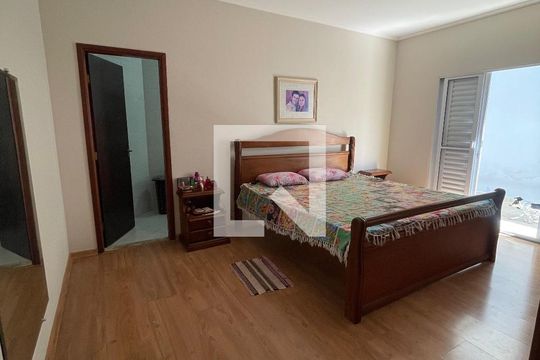 Casa à venda com 3 quartos, 360m² em Jardim Melina I, Campinas