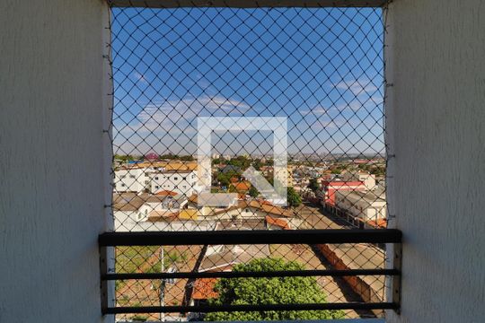 Sacada de apartamento para alugar com 2 quartos, 49m² em Martins, Uberlândia