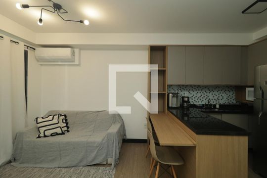 Sala/Quarto de apartamento à venda com 1 quarto, 42m² em Vila Mariana, São Paulo