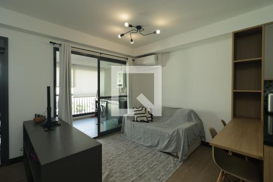 Sala/Quarto de apartamento à venda com 1 quarto, 42m² em Vila Mariana, São Paulo