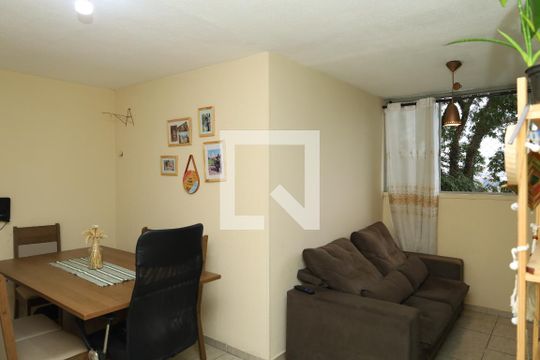 Sala de apartamento à venda com 3 quartos, 65m² em Cidade Antônio Estêvão de Carvalho, São Paulo