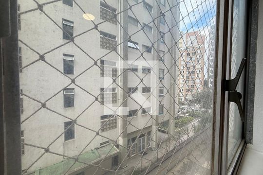 Apartamento para alugar com 3 quartos, 90m² em Santa Cecilia, São Paulo