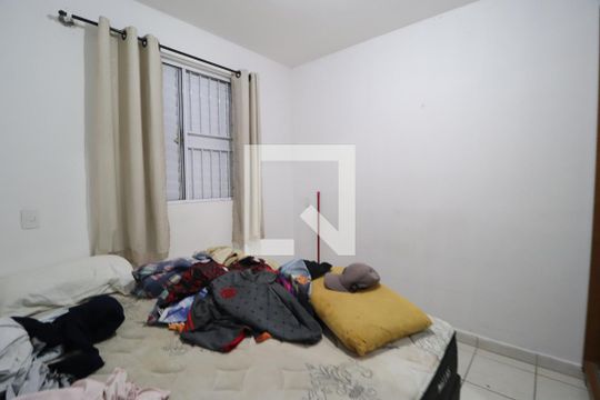 Quarto 1 de apartamento para alugar com 2 quartos, 45m² em Shopping Park, Uberlândia