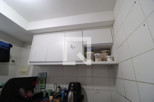 Cozinha de apartamento para alugar com 2 quartos, 45m² em Shopping Park, Uberlândia