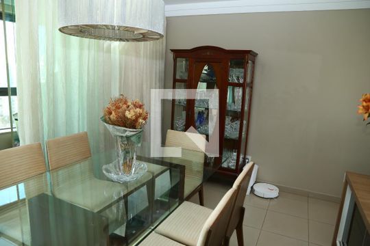 Sala de apartamento à venda com 4 quartos, 140m² em Setor Oeste, Goiânia