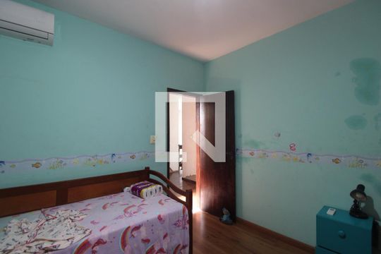 Quarto  de casa de condomínio à venda com 4 quartos, 376m² em Anil, Rio de Janeiro