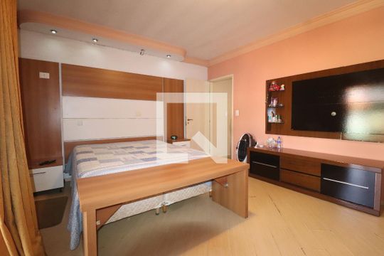 Quarto 1 suíte de casa à venda com 3 quartos, 252m² em Parque Marajoara, Santo André