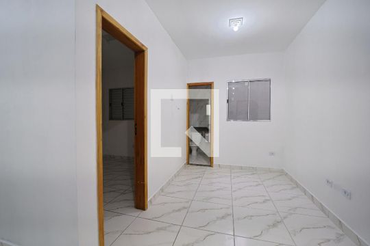 Sala/Cozinha  de apartamento para alugar com 1 quarto, 28m² em Vila Ré, São Paulo