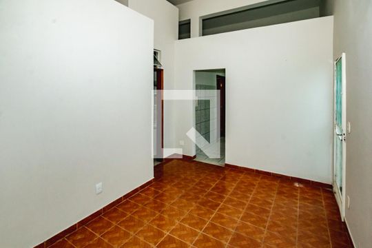 Casa para alugar com 2 quartos, 55m² em Jardim Leblon, Belo Horizonte