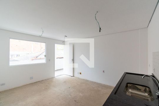 Sala/Cozinha de apartamento à venda com 1 quarto, 33m² em Vila do Encontro, São Paulo