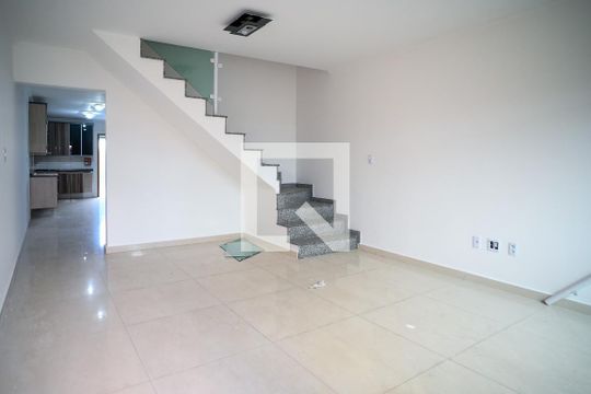 Casa para alugar com 3 quartos, 125m² em Vila Moraes, São Paulo