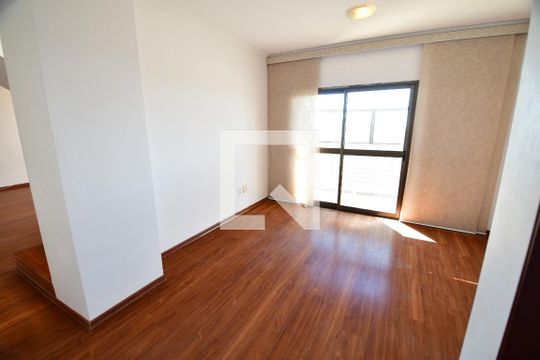 Sala 2 de apartamento para alugar com 4 quartos, 249m² em M. Santo Antônio, Campinas