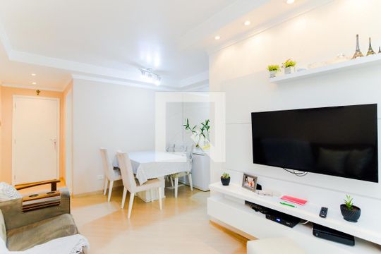 Sala de apartamento à venda com 2 quartos, 62m² em Vila Rosalia, Guarulhos
