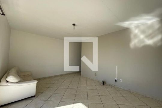 Apartamento para alugar com 2 quartos, 75m² em Ouro Branco, Novo Hamburgo