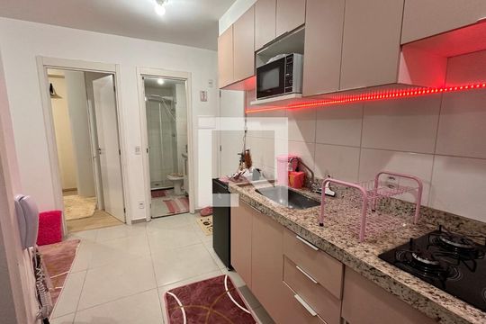 Apartamento para alugar com 2 quartos, 34m² em Santo Amaro, São Paulo