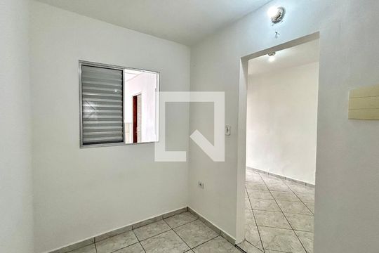 Quarto  de casa para alugar com 1 quarto, 80m² em Parque Jurema, Guarulhos