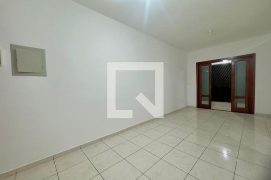 Sala de apartamento para alugar com 2 quartos, 75m² em Centro, Guarulhos